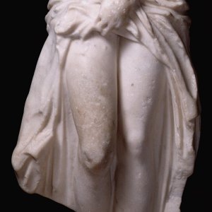 Roman_-_Aphrodite_holding_her_garments_from_Tripoli.jpg